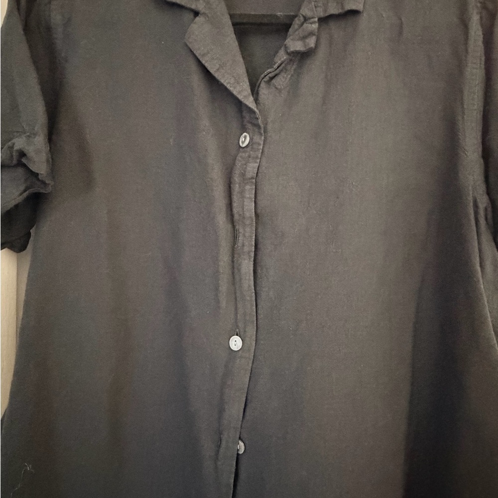 Women’s Black Button-Up Shirt - Classic Short Sleeve